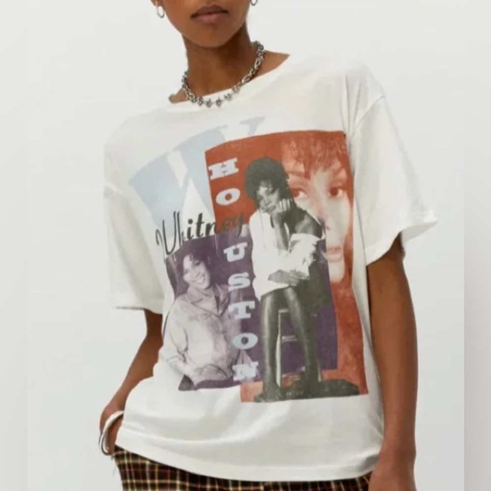 NWT Daydreamer Whitney Houston Graphic Tee Size Large White Cream Boyfriend Fit